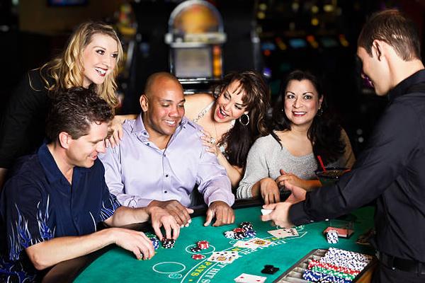 Discover Engaging Table Game Experiences with an online casino Singapore Site for Enthusiasts
